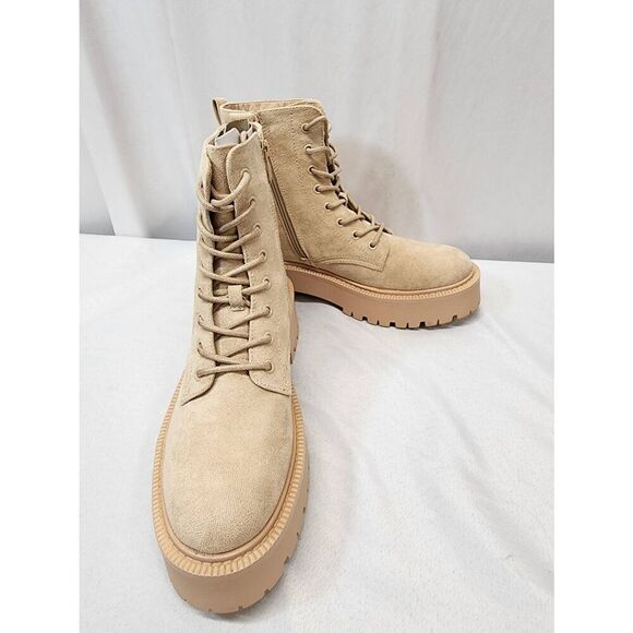 DREAM PAIRS Size 9 Women's Lace up Combat Ankle Boots Lug Sole Platform Booties - Picture 2 of 6